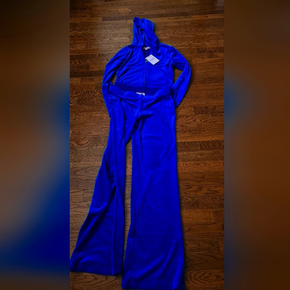 Brand New With Tag Hot Blue Color Size Small Juicy Couture
